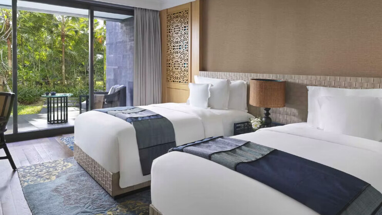 Standard Room Courtyard Access